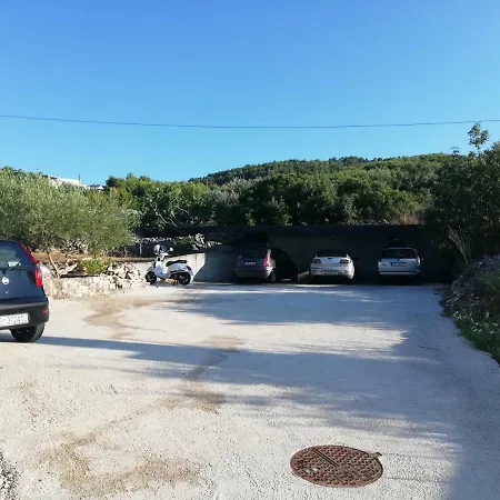 Apartment Apartmani Buljan , Slatine-Trogir-Split *